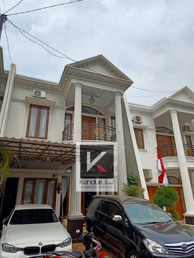 #HUNIAN MEWAH DAN CANTIK# Rumah Mewah 2 Lantai Dalam Cluster Pinggir Jalan, Jagakarsa, Jakarta Selatan