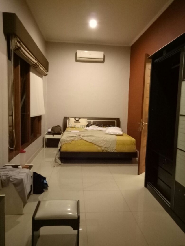 Rumah di bintaro, Bintaro, Jakarta Selatan
