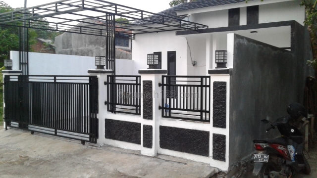 Rumah cantik semi furnished di jatiraden kota bekasi, Jatiraden, Bekasi