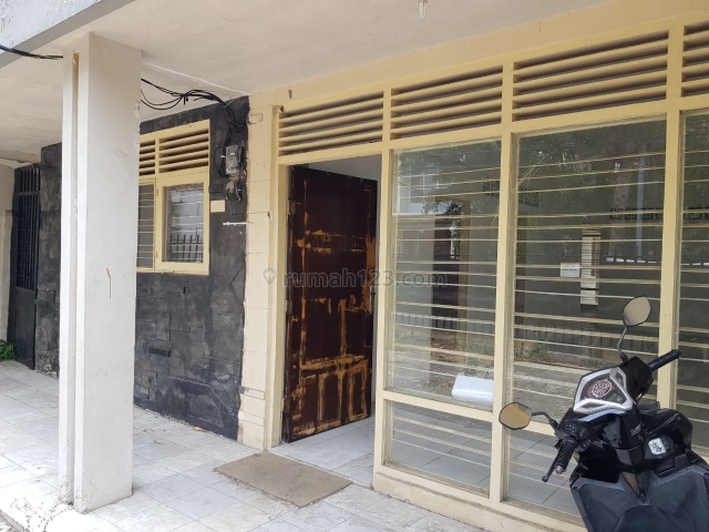 Rumah di Jalan Malabar, Setiabudi, Jakarta Selatan, Setiabudi, Jakarta Selatan