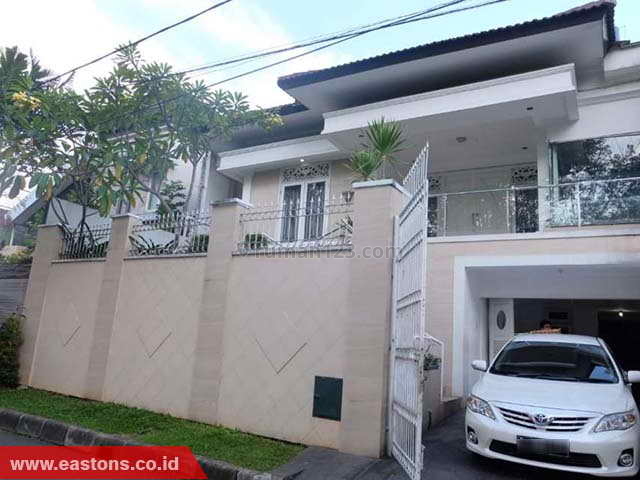 Rumah Full Furnished Lingkungan Aman & Nyaman (PD008763), Pondok Indah, Jakarta Selatan