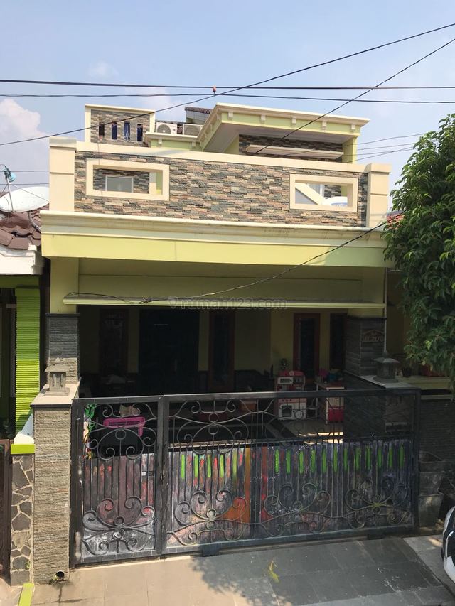 Rumah 2 lantai di jual cepat di Duta Harapan Bekasi, Duta Harapan, Bekasi