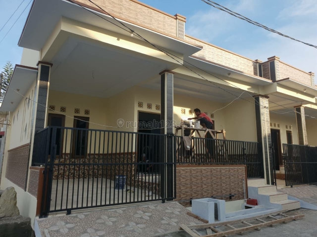 Rumah baru Siap Huni di Vila Indah Permai dekat Summarecon Bekasi, Telukpucung, Bekasi