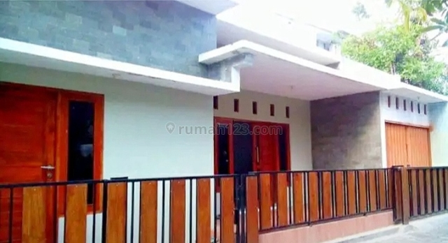 Rumah Utara terminal Condong catur dekat angga Jaya 1 Tanah luas, Condong Catur, Sleman