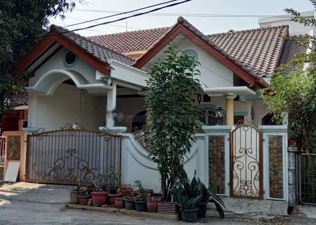 Rumah Cantik 1,5Lantai,Lt 136m ,Dekat dgn Summarecon Bekasj.., Bekasi Barat, Bekasi