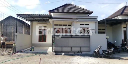 DP & CICILAN RINGAN! RUMAH BARU CANTIK DAN ASRI DI DEKAT PUSAT KOTA, Kediri, Tabanan