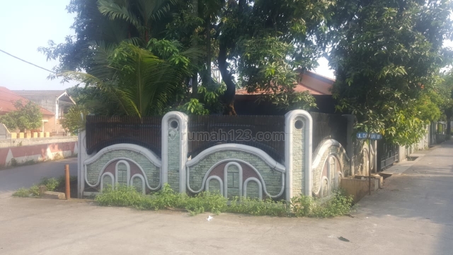 Rumah Hoek di Komplek Taman Mangu Indah Pondok Aren, Pondok Aren, Tangerang