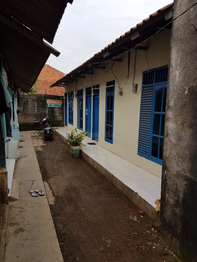 Kontrakan murah 4 pintu sudah ter isi samping TOL JATIASIH, Jati Asih, Bekasi