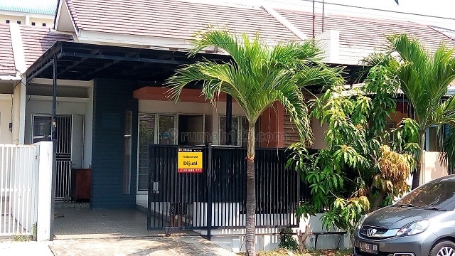 Rumah asri di cluster ifolia, Harapan Indah, Bekasi