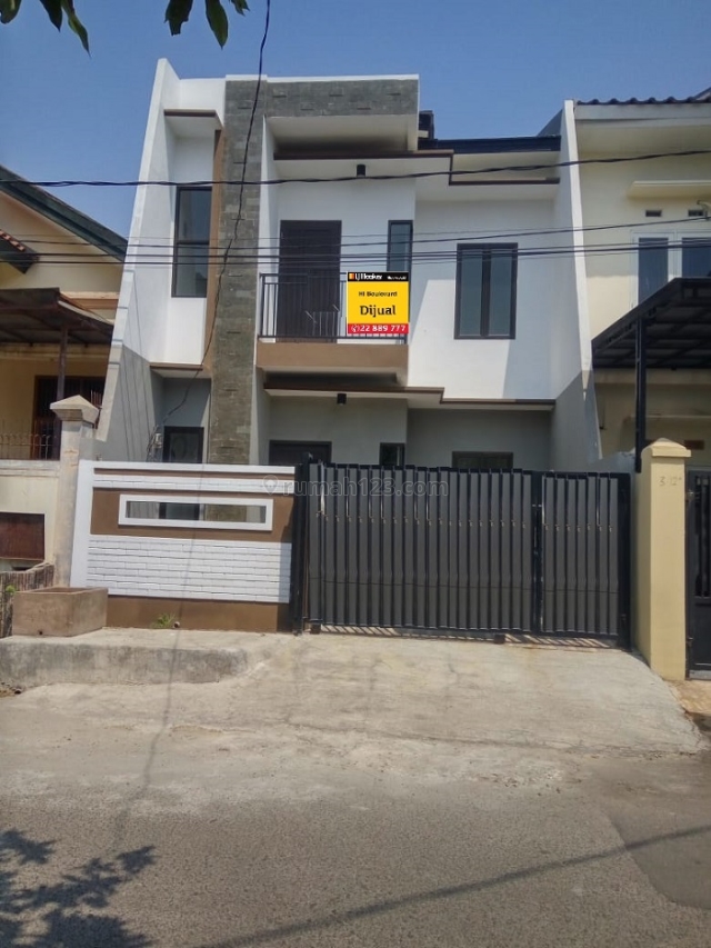 rumah mewah desain minimalis siap huni di boulevard hijau, Harapan Indah, Bekasi