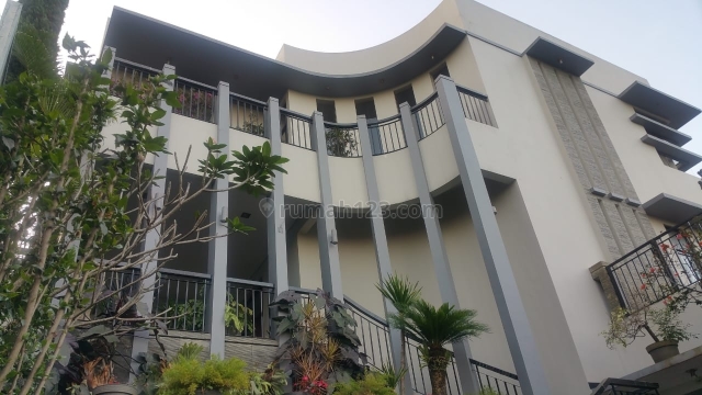 rumah luxury dago bandung, Dago, Bandung
