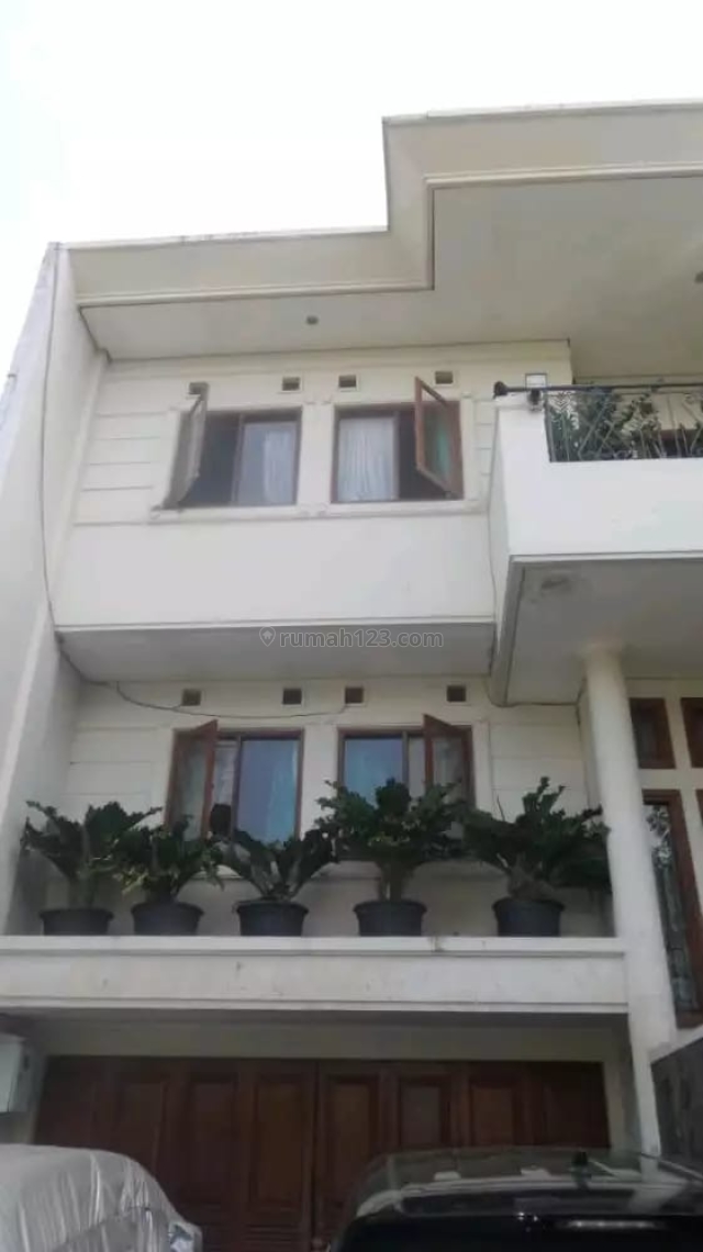 Rumah lux lt 400m/400m Setraduta Setrasari Setra murni Bandung, Setra Duta, Bandung