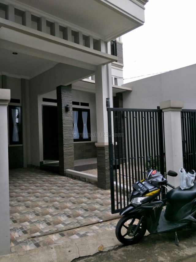 Rumah Dekat Kqmpus dan Tol UI Di Depok, Beji, Depok