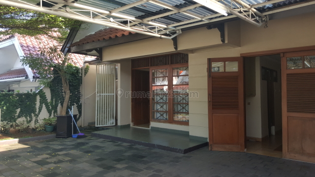 Home Sweet Home 1 Lantai persis belakang mall Dalam Komp Puri Cinere, Cinere, Jakarta Selatan