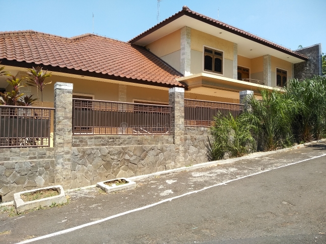 Hunian Cantik dilokasi terbaik Kota Semarang, Tlaga Bodas, Semarang