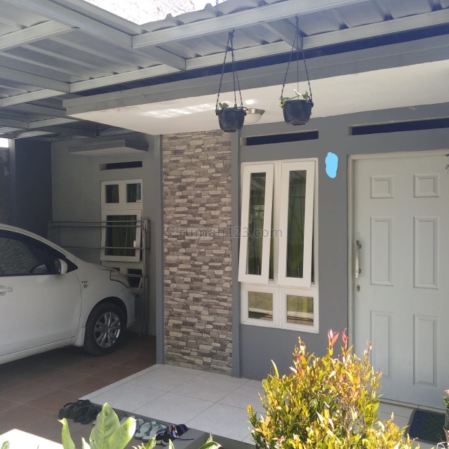 KONTRAKAN CANTIK DI CIJAMBE 2 KAMAR TIDUR, Ujungberung, Bandung