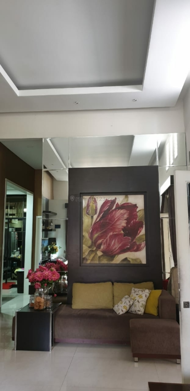 Rumah Bagus Full Furnished, Kota Baru Parahyangan, Bandung