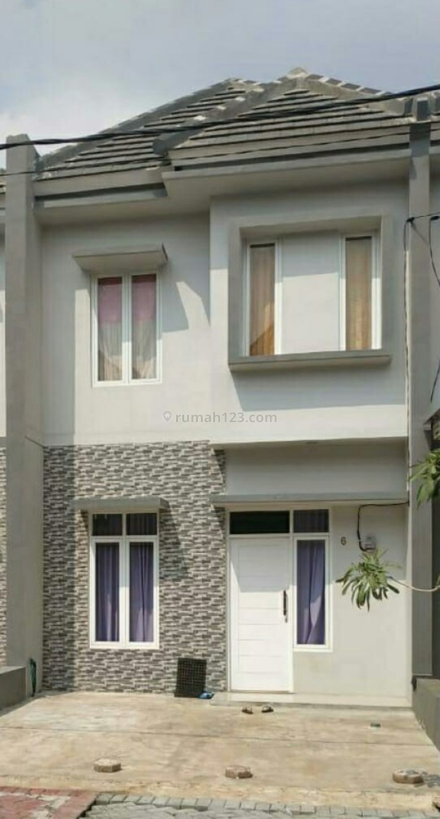 Rumah Eksklusif BSD City, Serpong Akses Stasiun KA Serpong 5 Menit, BSD City, Tangerang