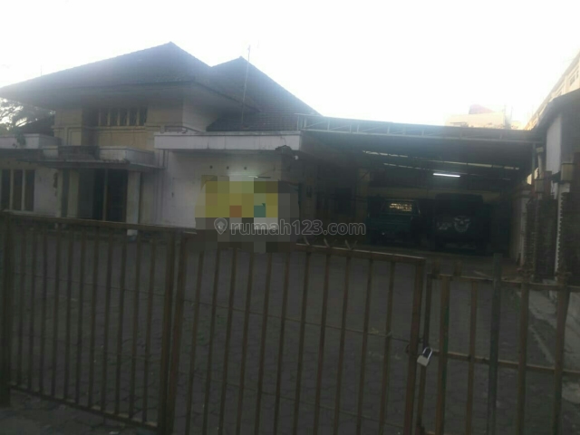 Rumah di Tengah Kota cocok untuk di Jadikan Cafe kota Bandung, Dago, Bandung