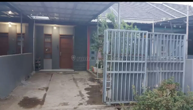 Rumah minimalis di cisaranten alihan antapani, Arcamanik, Bandung
