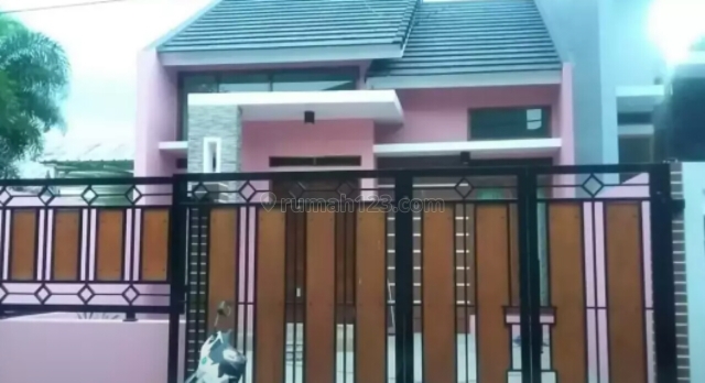 Rumah minimalis dipermata Arcamanik, Arcamanik, Bandung