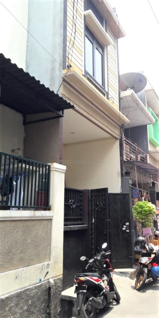 RUMAH BAGUS SIAP HUNI DI KOMPLEK BARATA, SUNTER AGUNG, Sunter, Jakarta Utara