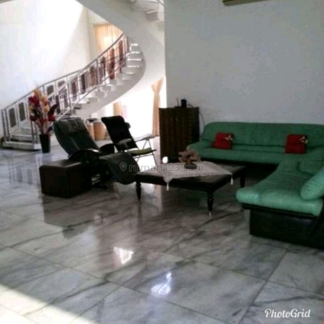 RUMAH PLUIT BARAT, Pluit, Jakarta Utara