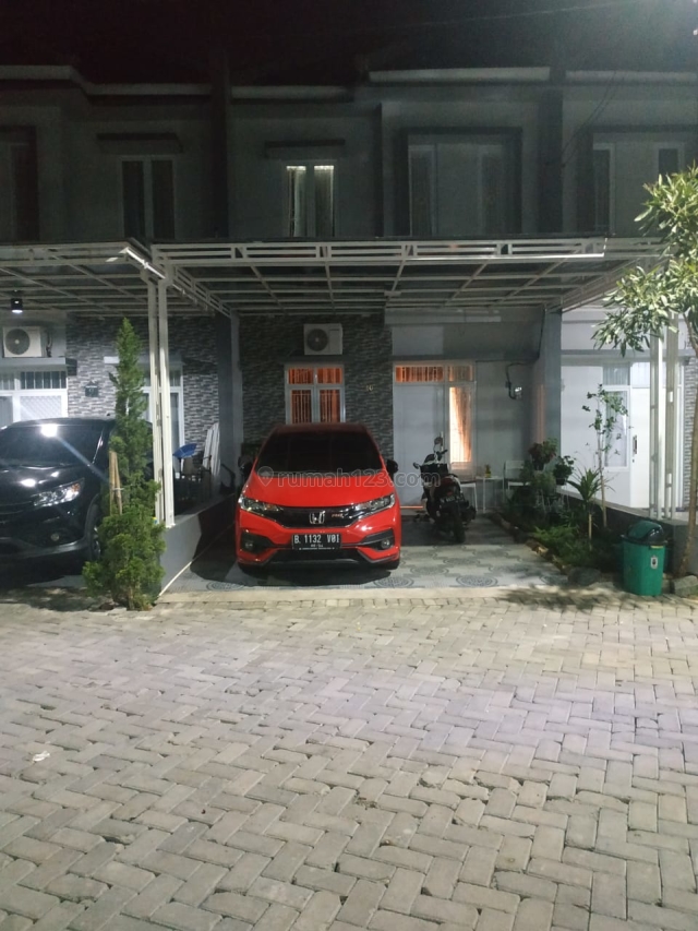 GOLDEN RICH BINTARO, Rumah 2 lt 5 menit ke Stasiun, BSD, Tangerang