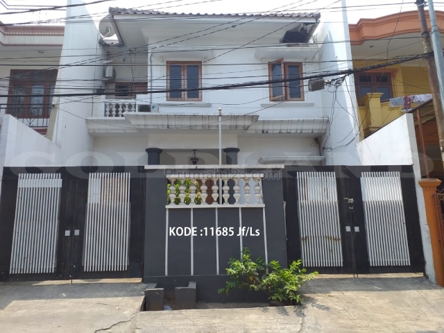 KODE :11685(Jf/Ls) Rumah Kelapa Gading, Bagus Dan Rapih, Luas 176 Meter, Kelapa Gading, Jakarta Utara