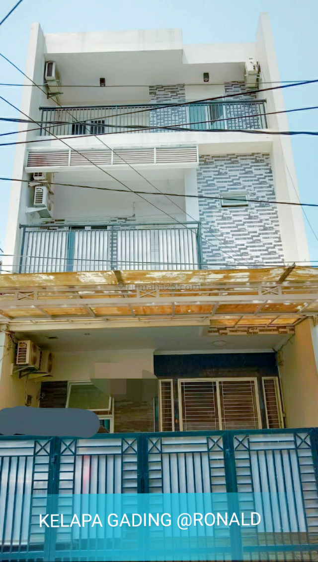 KECE BADAII!! RUMAH KELAPA KOPYOR 3 LANTAI 6X17 RENOV KELAPA GADING, Kelapa Gading, Jakarta Utara