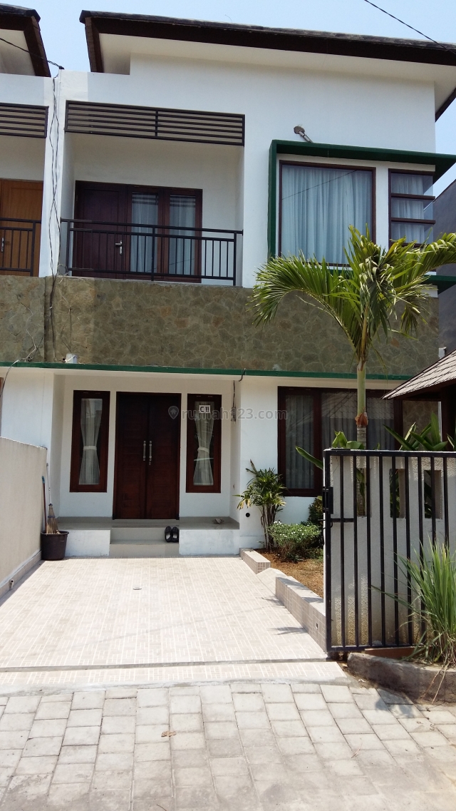 Rumah / Modern house at strategic location at Jimbaran, Bali, Jimbaran, Badung