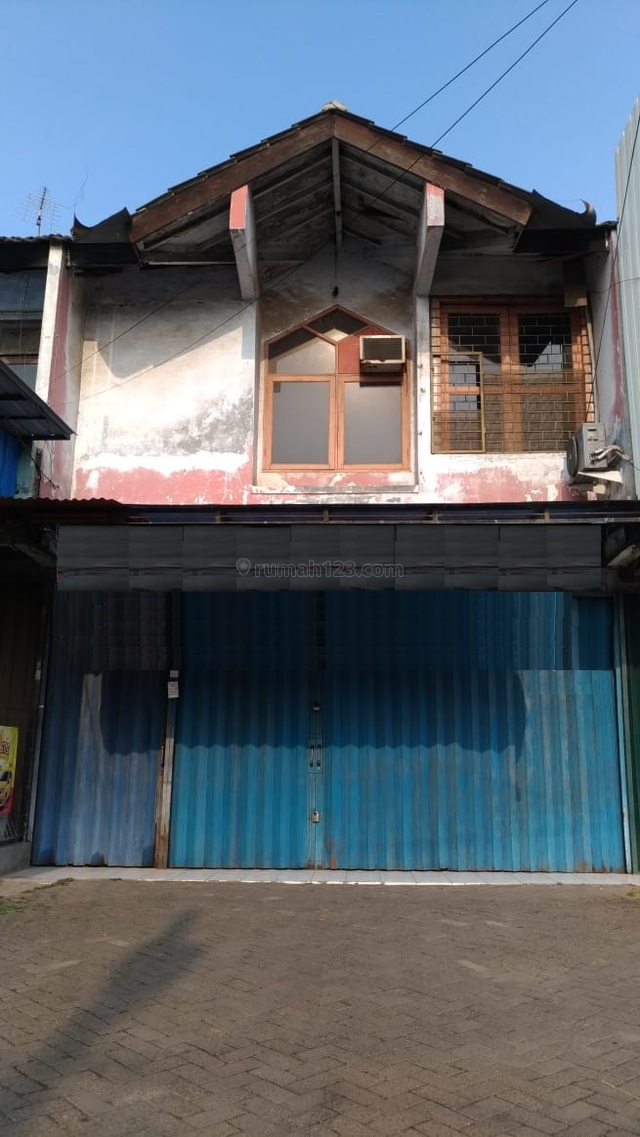 Ruko dengan lebar memadai untuk langsung Usaha didaerah Ramai, Cibodas, Tangerang