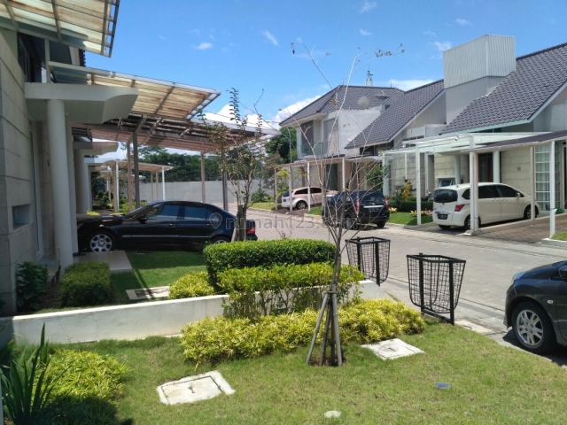 Jarang Ada!!!Rumah menarik lokasi mantab di Kota baru parahyangan Tatar favorit, chandraresmi Kota baru parahyangan, Kota Baru Parahyangan, Bandung