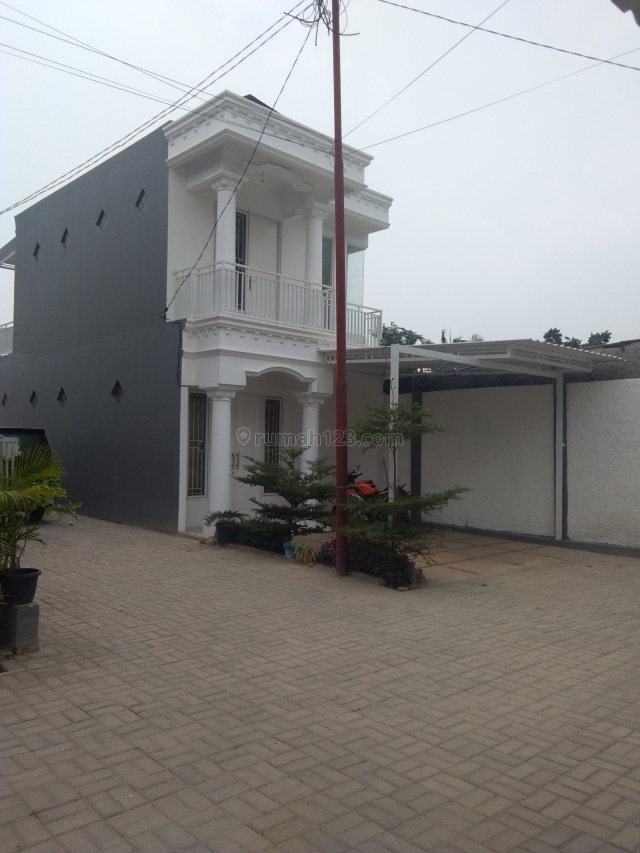 rumah 2lt antik bangunan cantik harga menarik di serpong bsd, Citayam, Tangerang