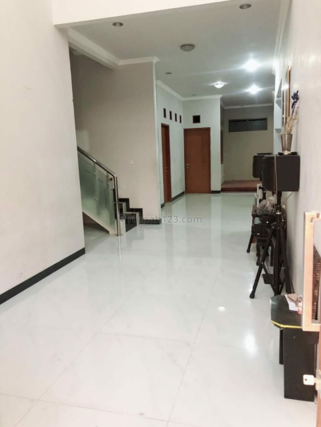 Rumah bagus, cantik, nyaman, Turangga, Bandung