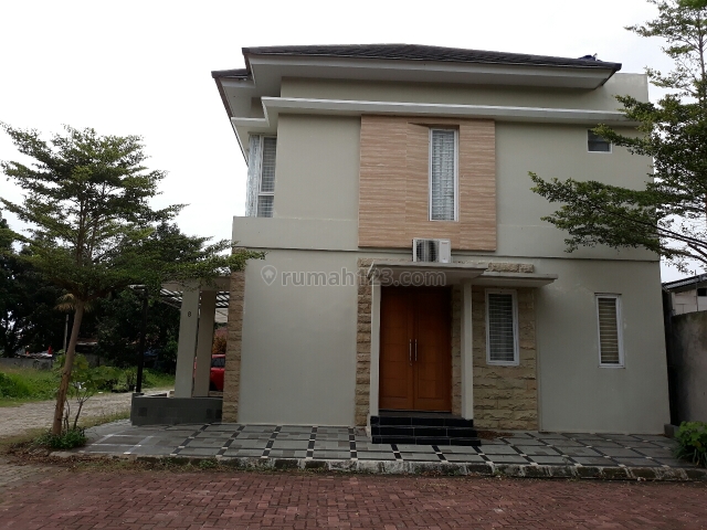 TOWNHOUSE 2 LANTAI LOKASI SANGAT STRATEGIS DI CAWANG, Cawang, Jakarta Timur