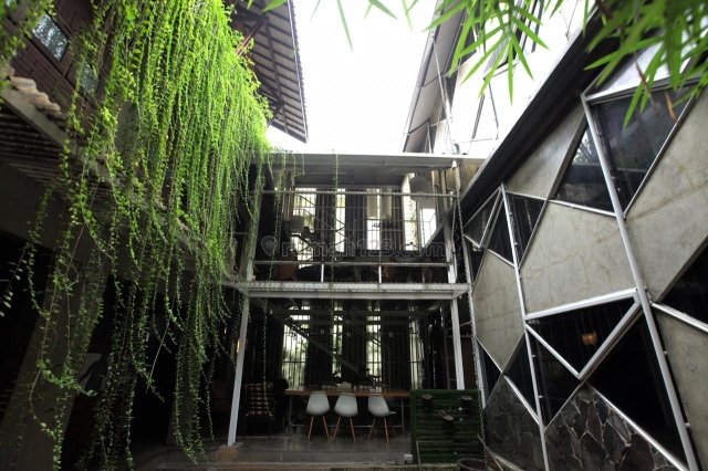 Rumah kantor, desain unik, lokasi tenang, Veteran- Jaksel, Veteran, Jakarta Selatan