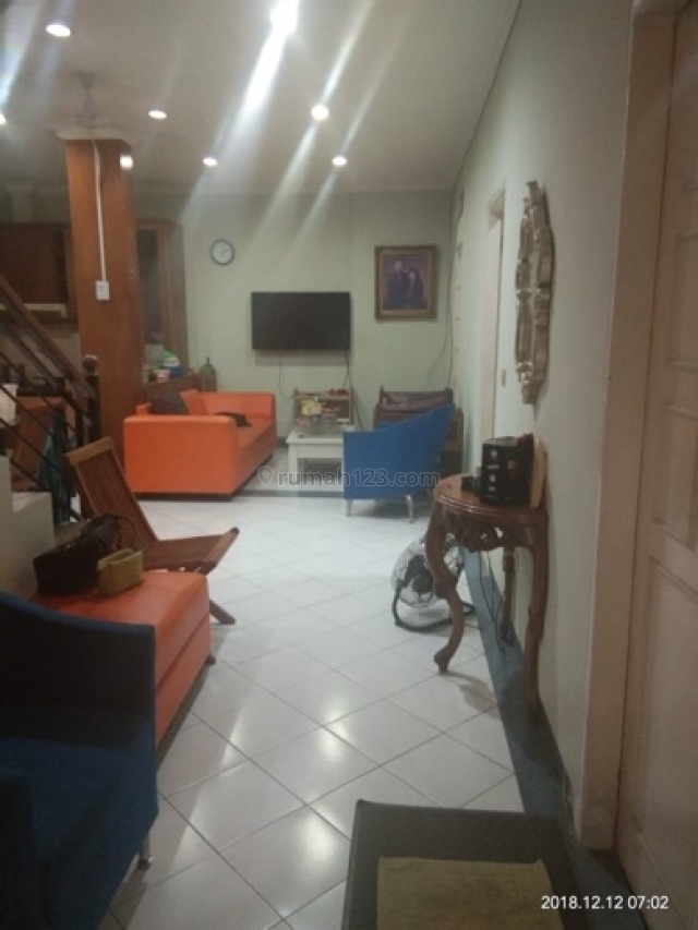 Rumah Cantik Murah Siap Huni 2 lantai di Kemang Pratama Bekasi, Kemang Pratama, Bekasi