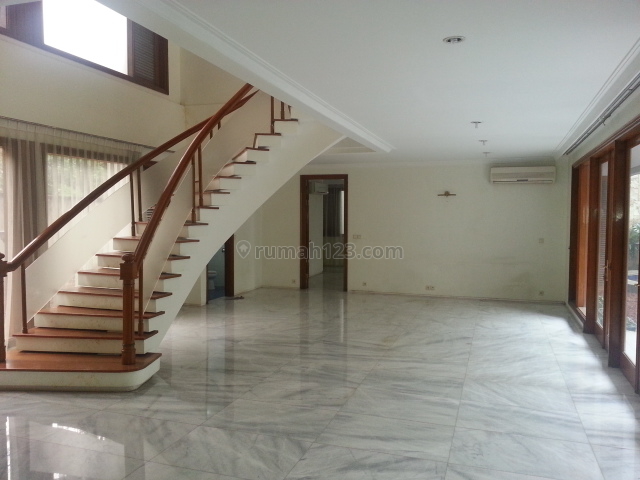 Nice House, Kebayoran Baru, Jakarta Selatan