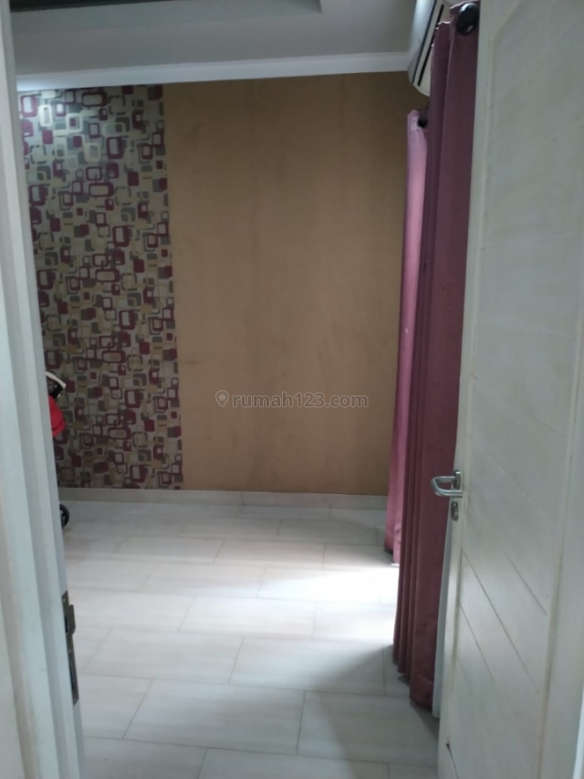Rumah murah cocok buat inpestasi, Bintaro, Jakarta Selatan