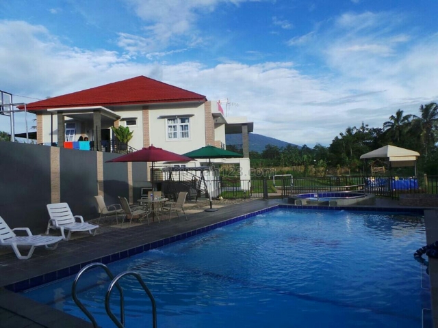 Villa mewah, view ok, air berlimpah, akses tdk macet, hanya 10menitan dari pintu toll caringin bogor, Caringin, Bogor