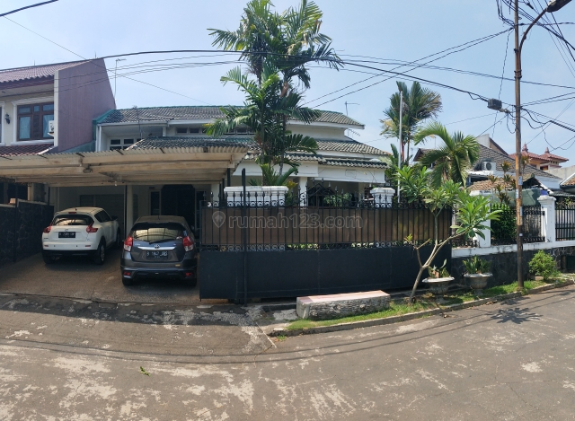 RUMAH LOKASI EKSKLUSIF BLOK A JATIWARINGIN ASRI, Pondok Gede, Bekasi