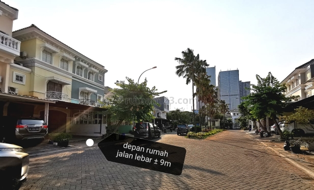 rumah Cluster Akasia 3 lantai Pantai Indah Kapuk (PIK), Pantai Indah Kapuk, Jakarta Utara