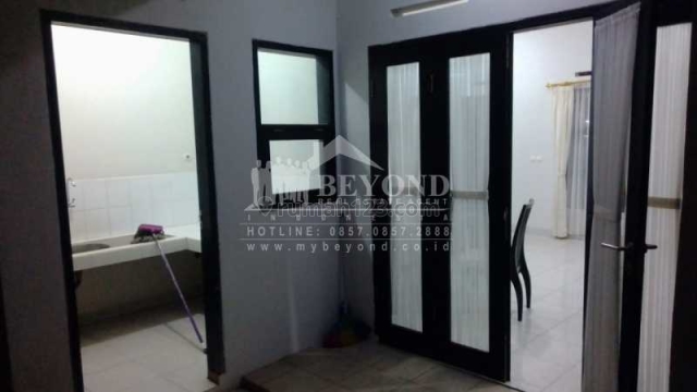 Rumah bagus keren siap huni dan harga nego di Cijagra, Lengkong, bandung, Lengkong, Bandung