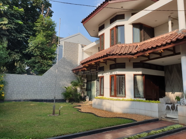 Rumah Asri di Kawasan Elit Jl. Kerta Negara, Kebayoran Baru, Kebayoran Baru, Jakarta Selatan