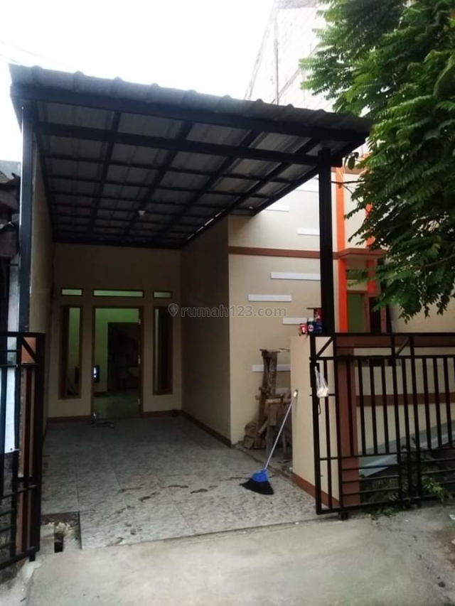 VILLA MUTIARA GADING 1 B2802, Bekasi Utara, Bekasi