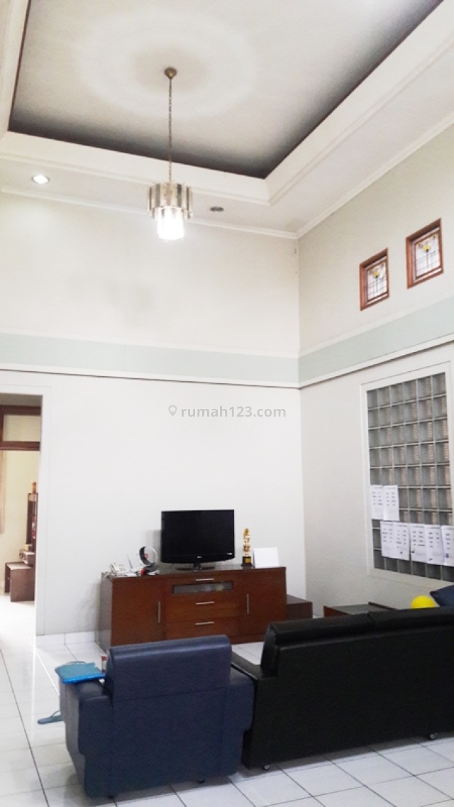 RUMAH TERAWAT DI SAYAP SUKAJADI BANDUNG, Sukajadi, Bandung
