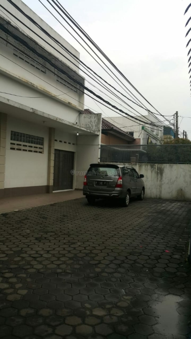 Rumah untuk kantor dan gudang Bandung, Moch Toha, Bandung