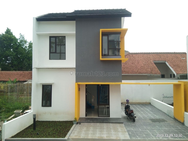 Rumah Baru 2 Lantai Carport Bisa Masuk 2 Mobil Ciwastra Kota Bandung, Ciwastra, Bandung