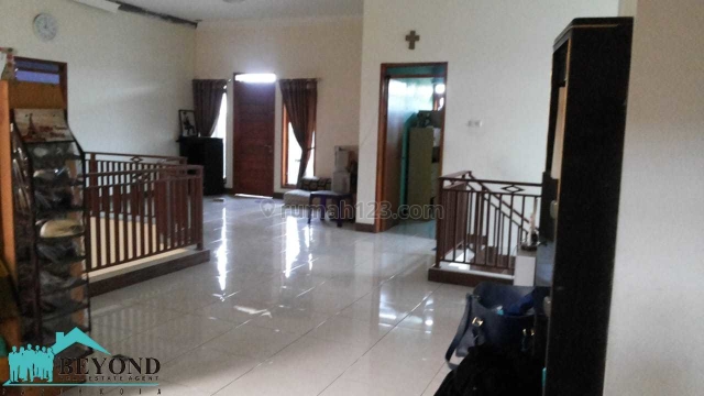RUMAH 2,5 LANTAI SUPER CANTIK DI TAMAN KOPO INDAH BANDUNG, Taman Kopo Indah, Bandung